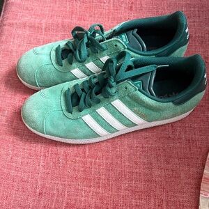Adidas Gazelle Emerald Suede Trainers 11 with White Stripes